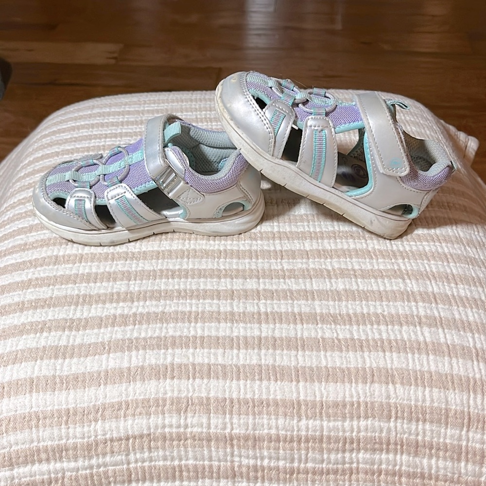 Stride Rite 360 summer shoes